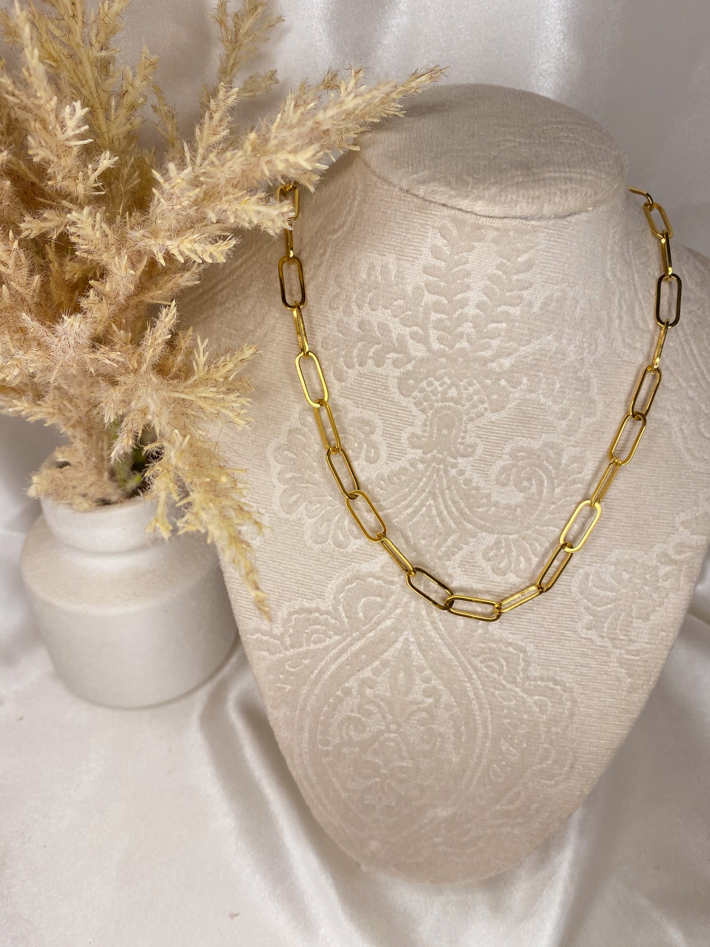 Sarai necklace