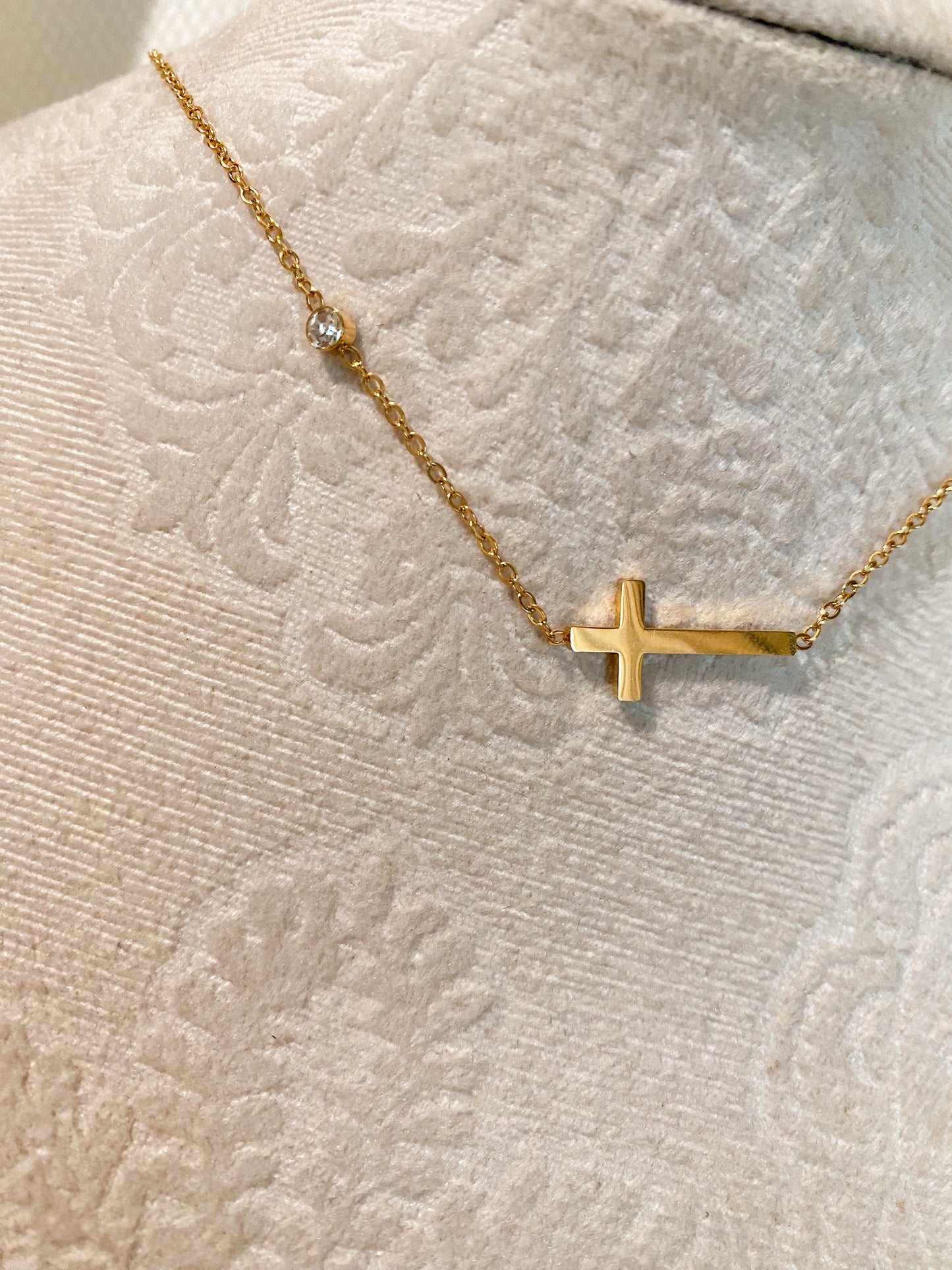 Abiel cross necklace