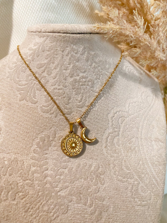 Luna y sol necklace