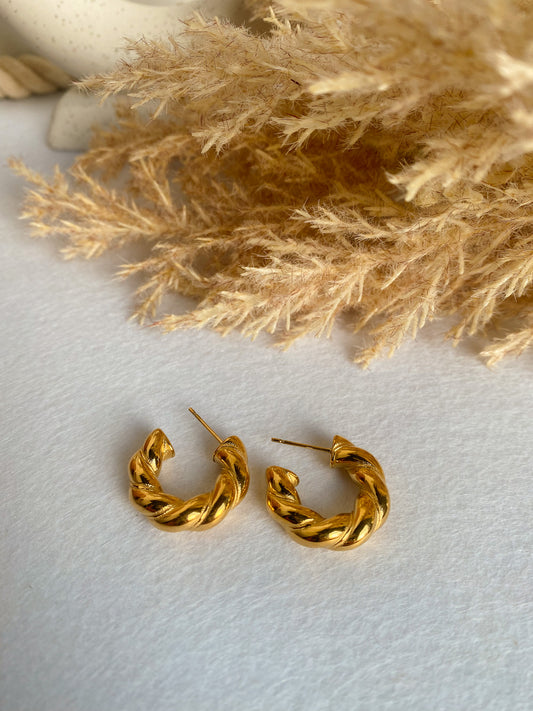 Olivia earrings